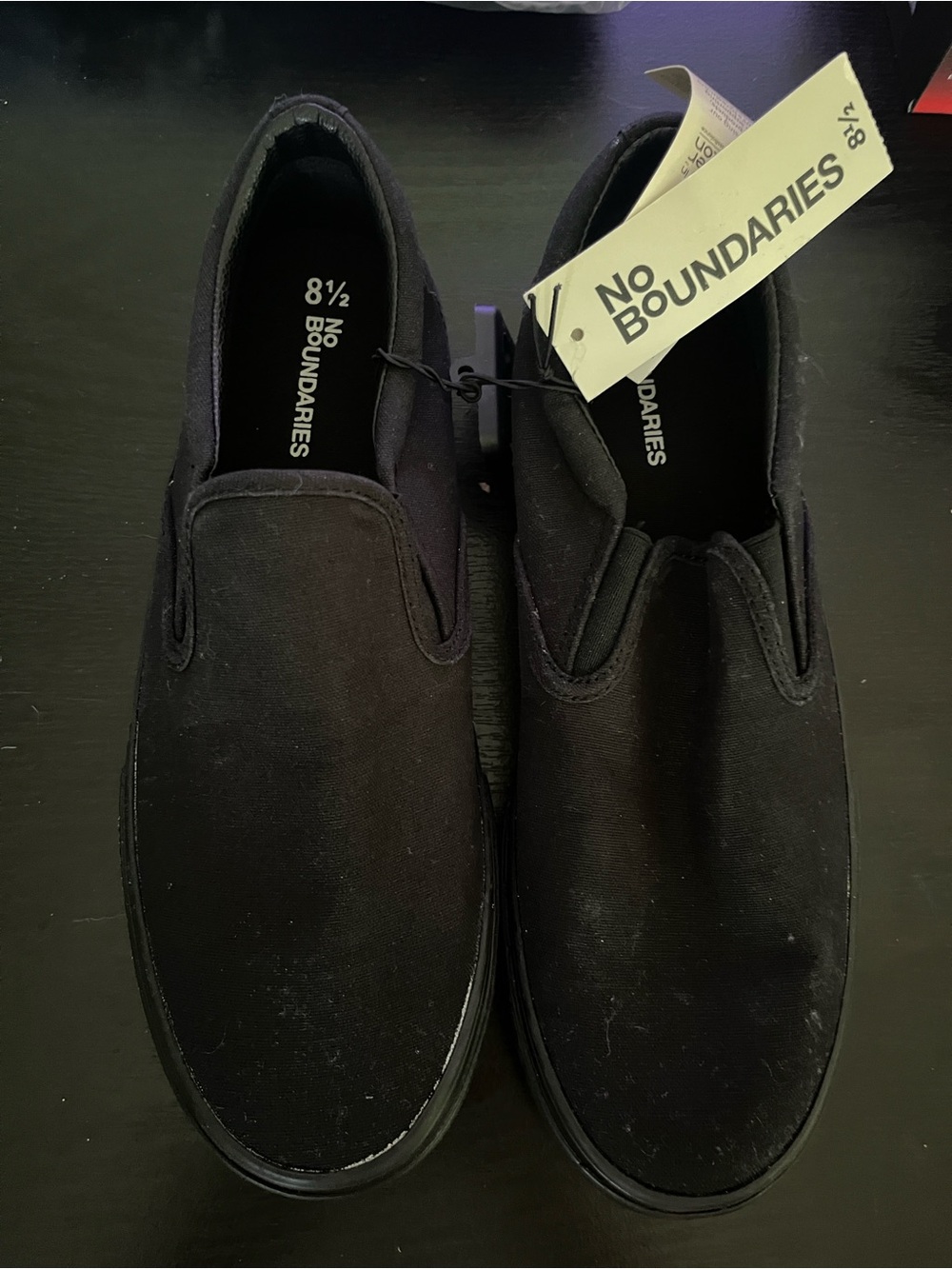 No Boundaries Black Men's Slip-On Canvas Loafers- 8.5